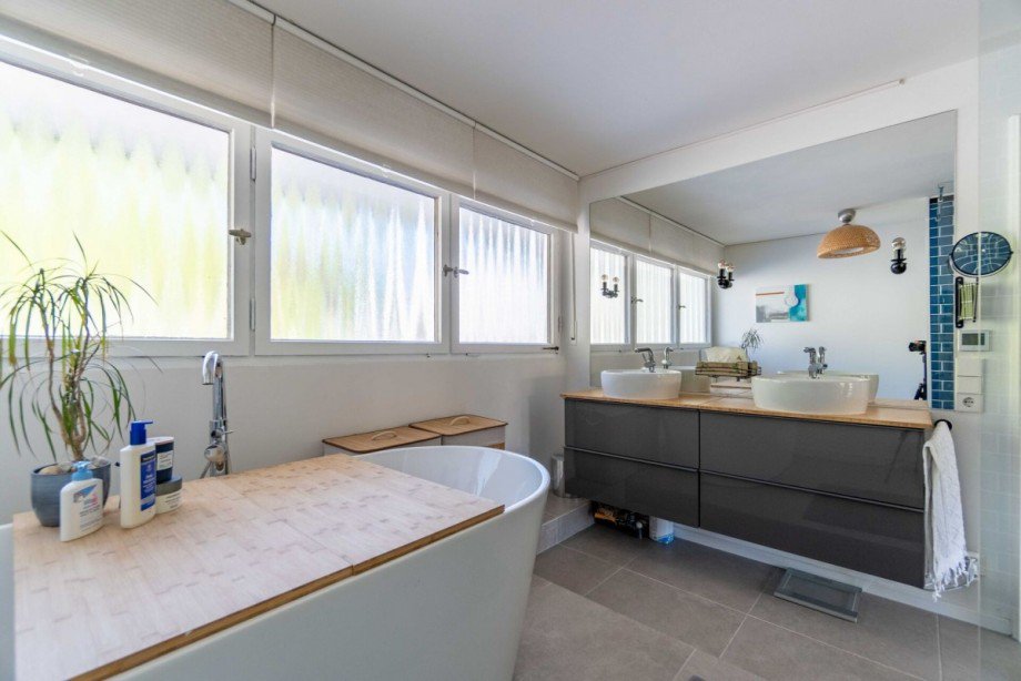 ...freistehender Badewanne Etagenwohnung Stuttgart