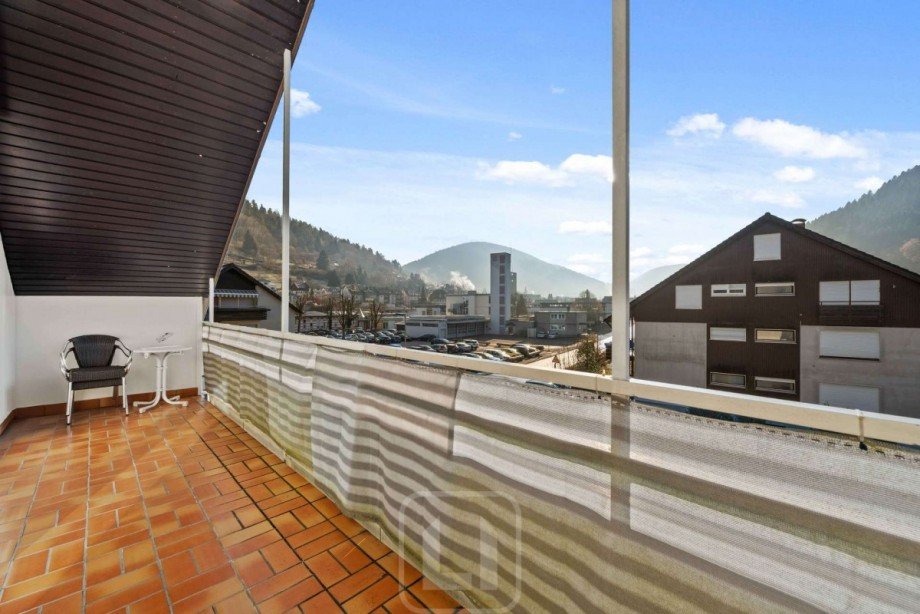 DG | Balkon & Ausblick Mehrfamilienhaus Bad Wildbad