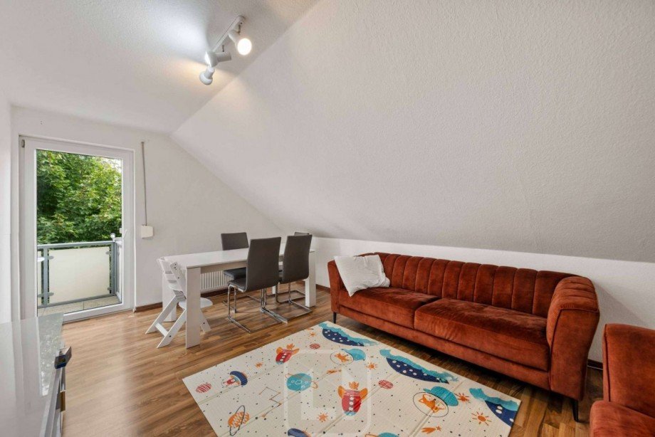Wohn-/Esszimmer Dachgeschosswohnung Leonberg
