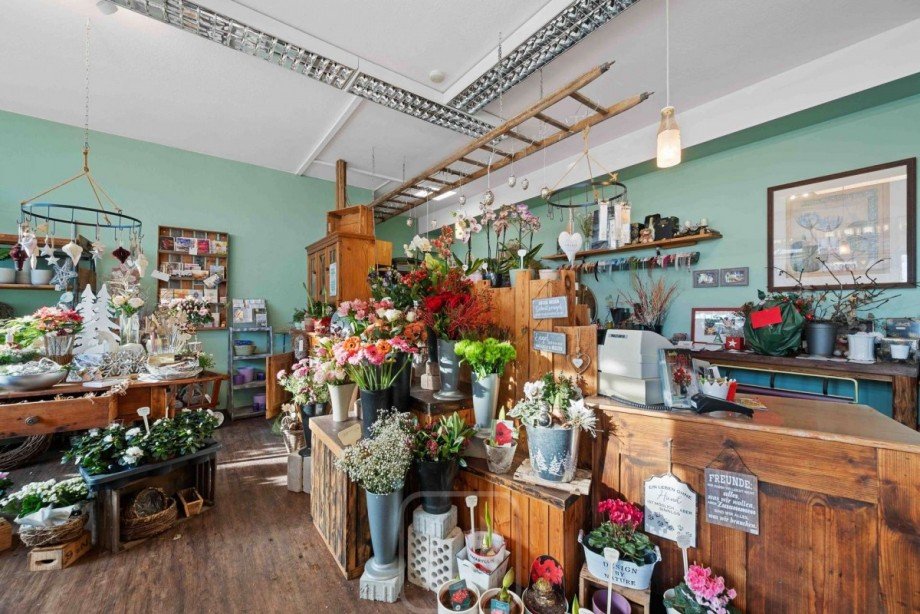 Gewerbeeinheit 1 Mehrfamilienhaus Calw