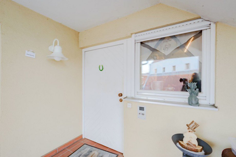 Eingangst�r Etagenwohnung Aidlingen