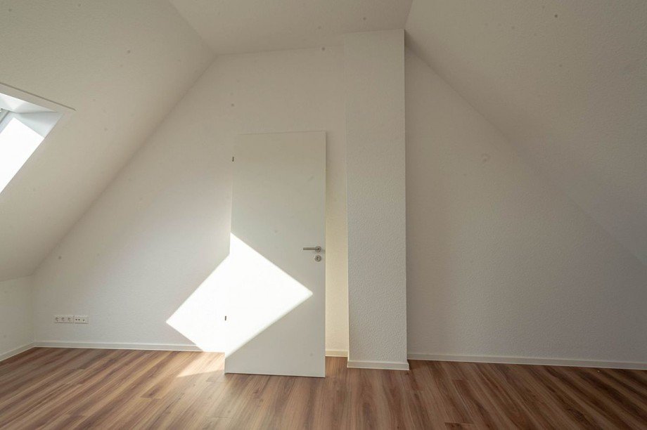 Zweites Dachstudio mit... Maisonettewohnung Althengstett