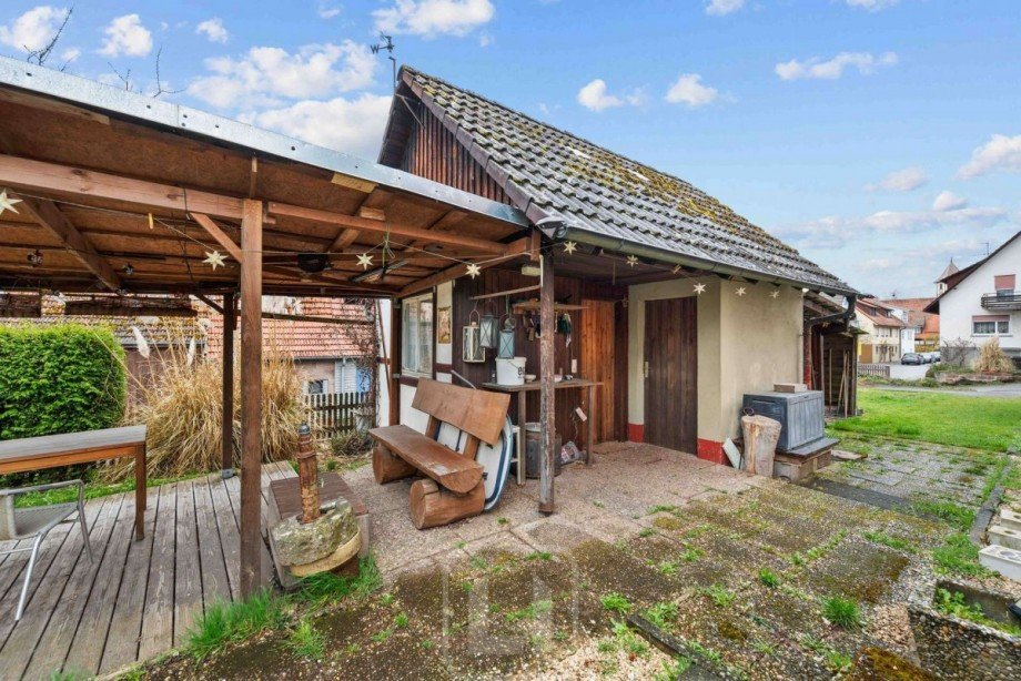 Ger�teschuppen Zweifamilienhaus Ebhausen