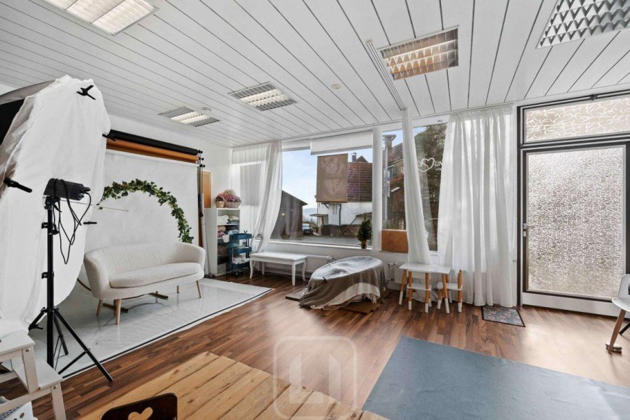 Gewerbeeinheit 2 Mehrfamilienhaus Calw