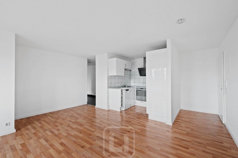 Offene Gestaltung Leinfelden-Echterdingen Etagenwohnung Kapitalanleger aufgepasst | Moderne 3,5-Zimmer-Wohnung mit sonnigem Balkon & Stellplatz