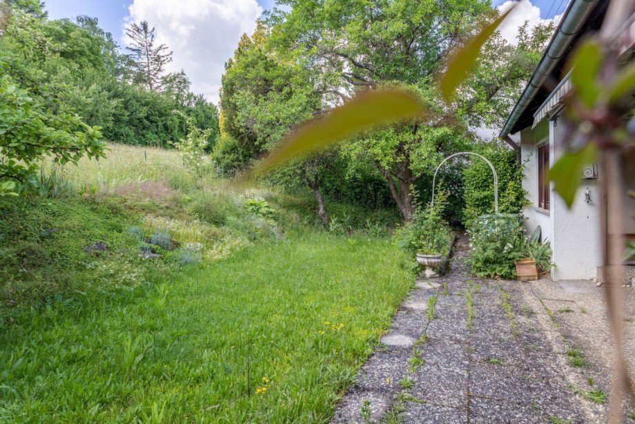 Uneinsehbarer Garten... Zweifamilienhaus Heimsheim
