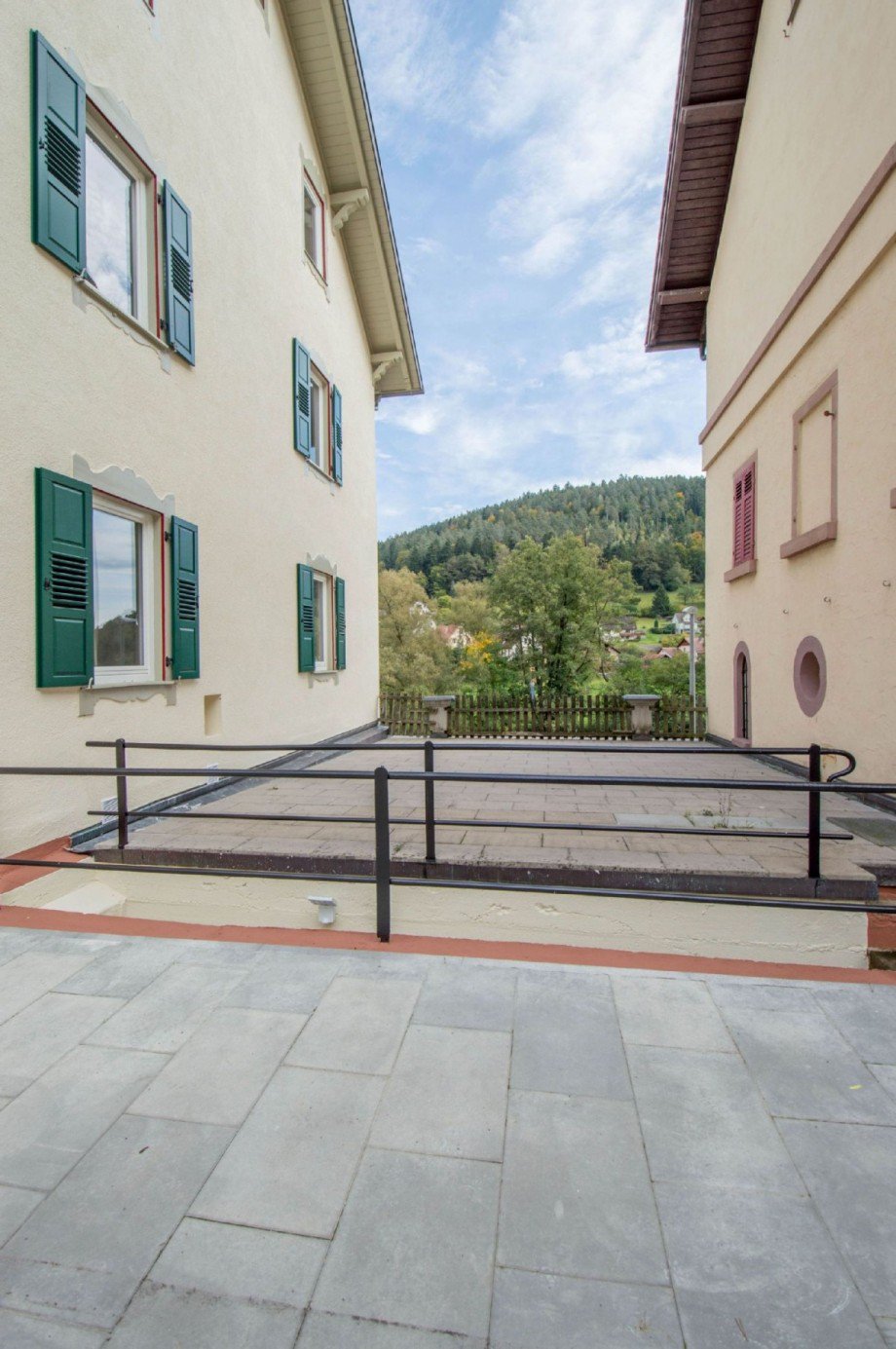 Gro�e Terrasse m. Blick auf... Etagenwohnung Calw