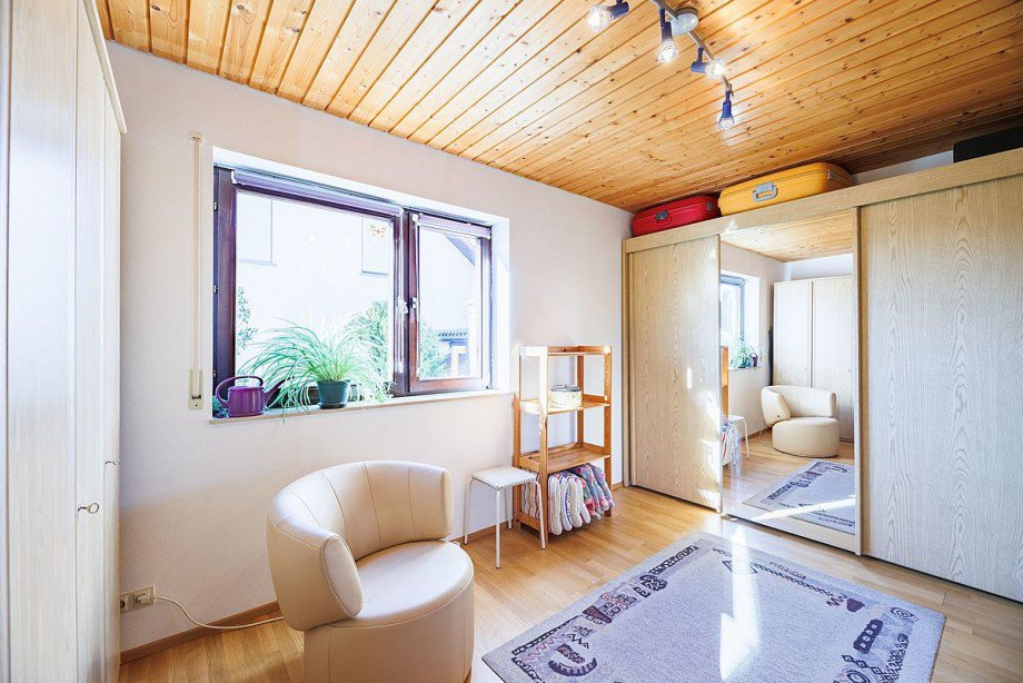 Kinderzimmer Ansicht 1 Mehrfamilienhaus Wildberg-Sch�nbronn