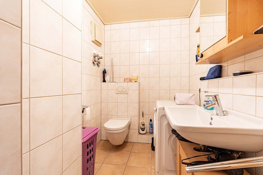 ...WC und Platz f�r die Waschmaschine Maisonettewohnung Magstadt