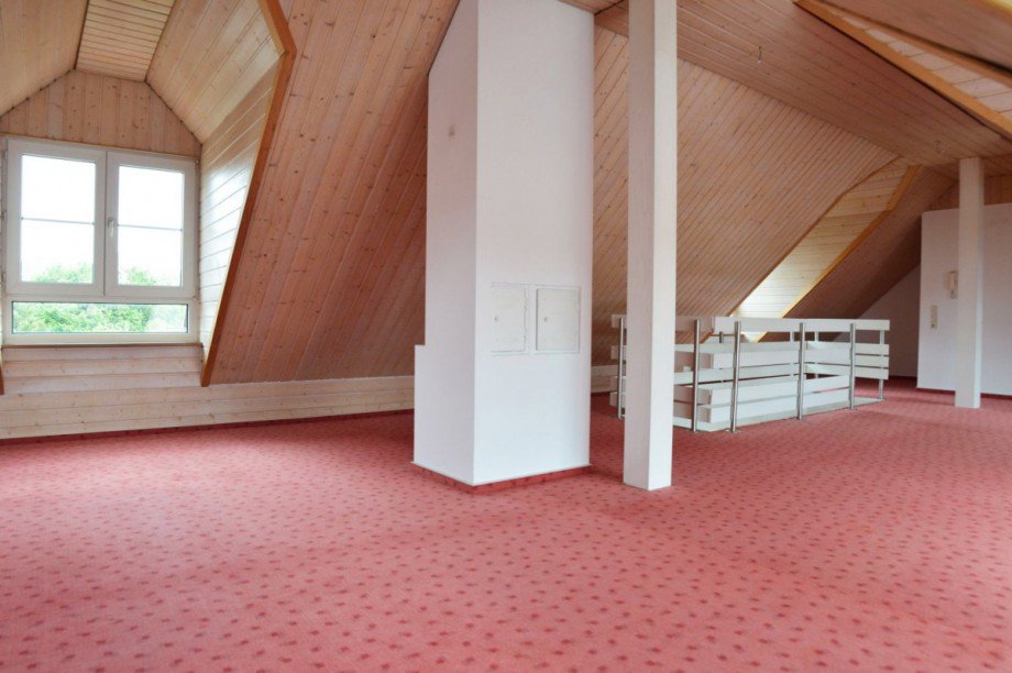 ...individuelle Studio Dachgeschosswohnung Nufringen