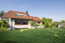 S�dwest-Ansicht Zweifamilienhaus mit sch�nem Grundst�ck | Sauna | Garten | Terrassen | Doppelgarage