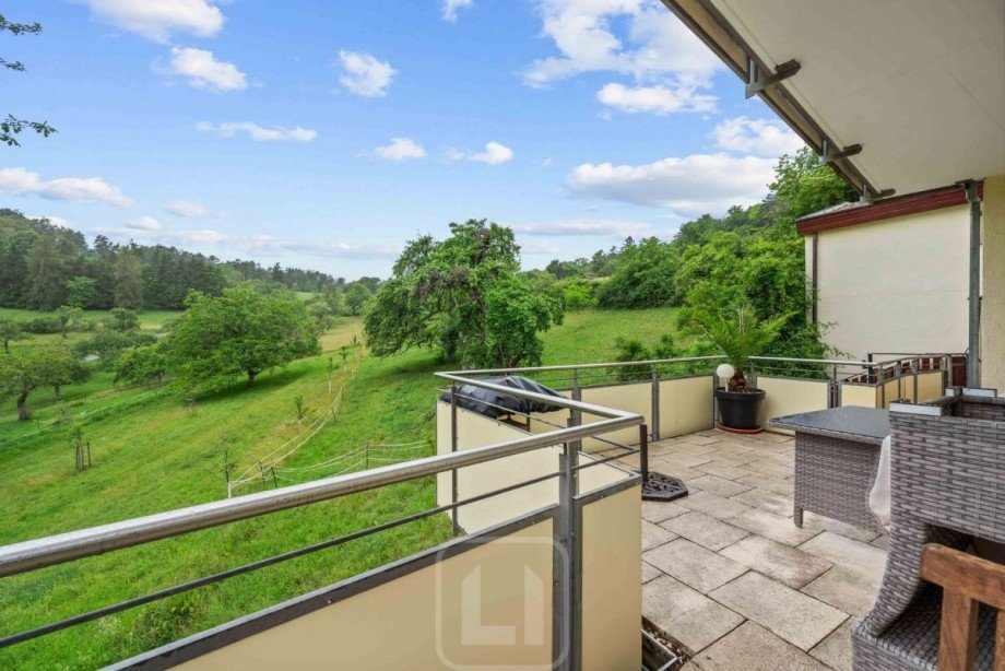 Gro�z�giger Balkon Einfamilienhaus Simmozheim