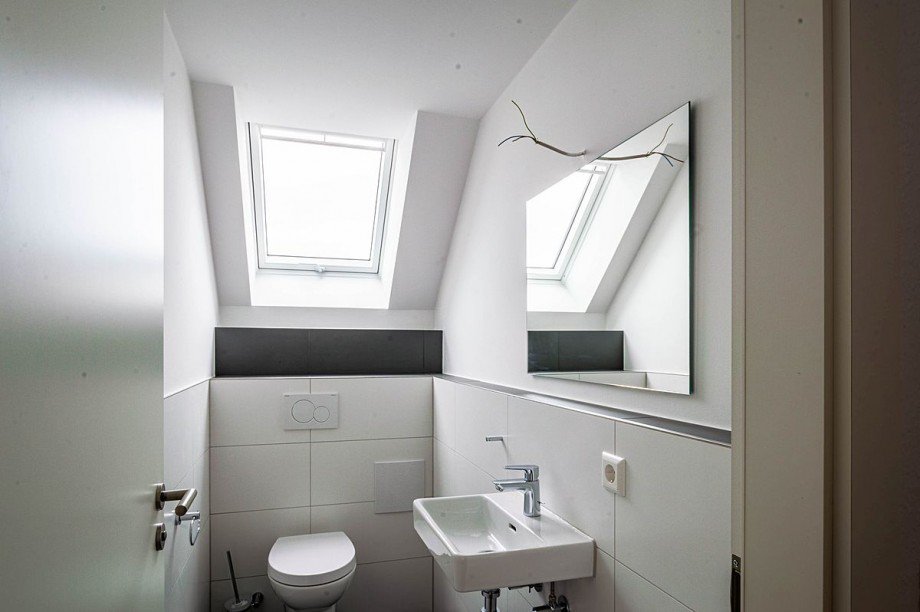 G�ste-WC Dachgeschosswohnung Althengstett