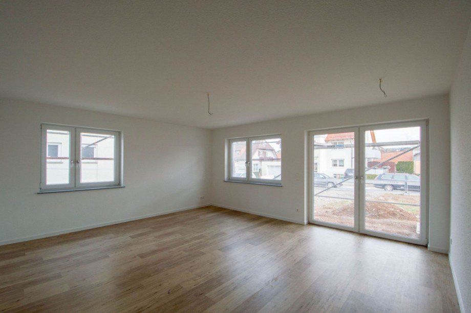 Wohn- und Essbereich... Etagenwohnung Althengstett