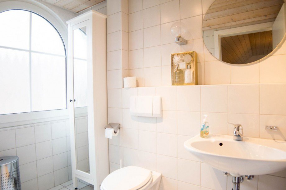 ...Bad en suite... Dachgeschosswohnung Nufringen