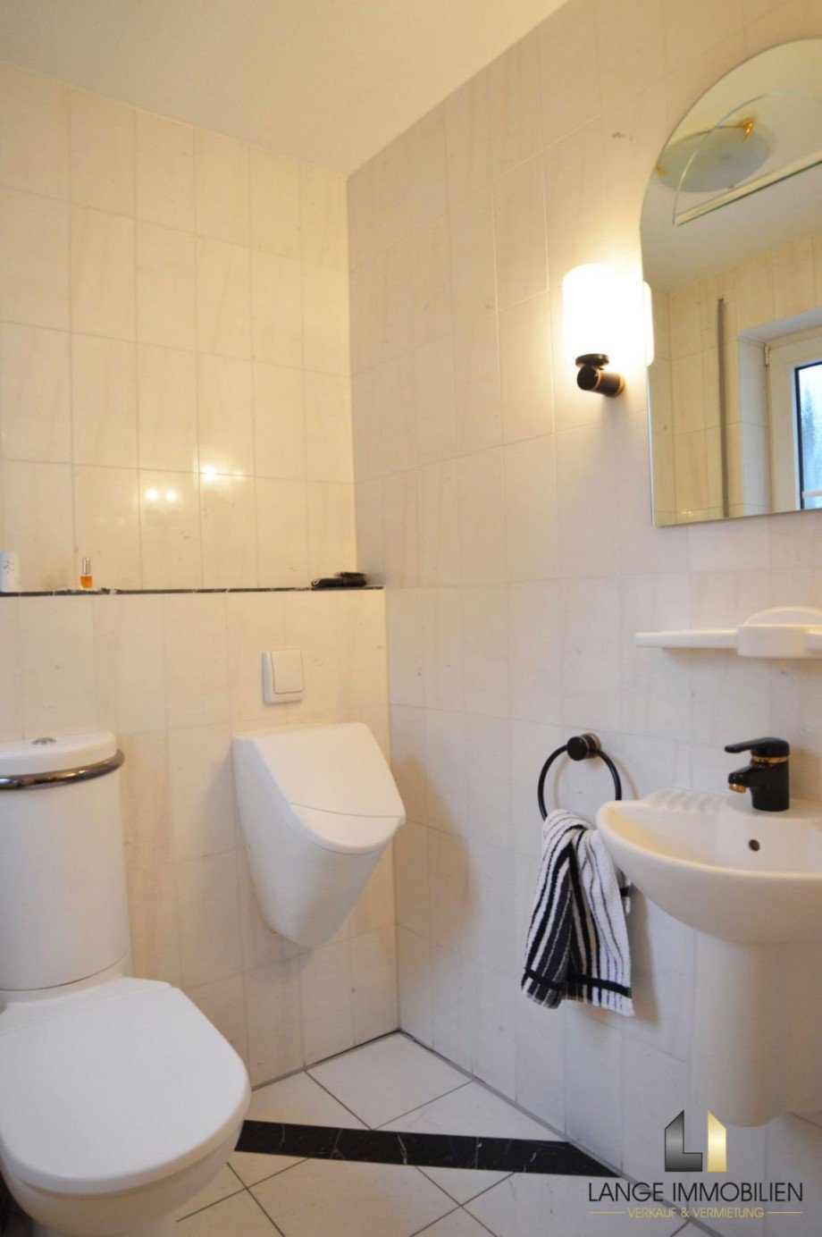 G�ste-WC Einfamilienhaus Nufringen