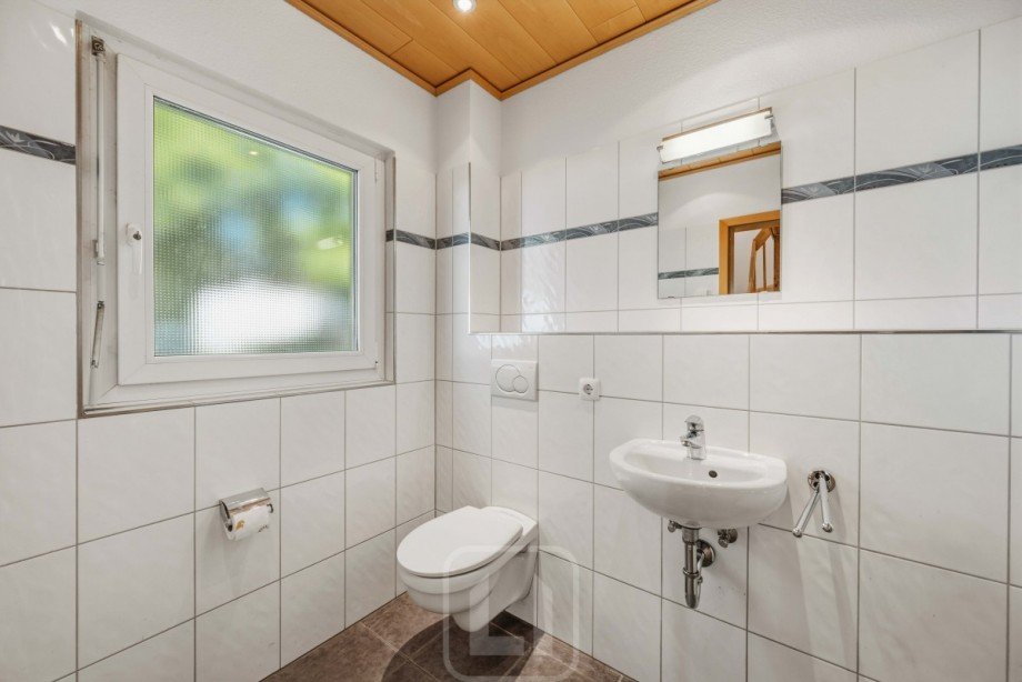 G�ste-WC Doppelhaush�lfte Heimsheim