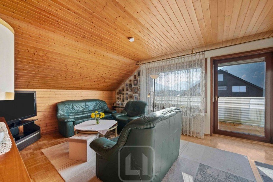 DG | Wohnzimmer | Balkon Mehrfamilienhaus Bad Wildbad