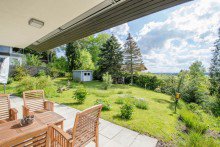 Terrasse mit sch�nem Ausblick Wohnen wo andere Urlaub machen | Wohnhaus mit gro�em Garten in einmaliger Waldrandlage