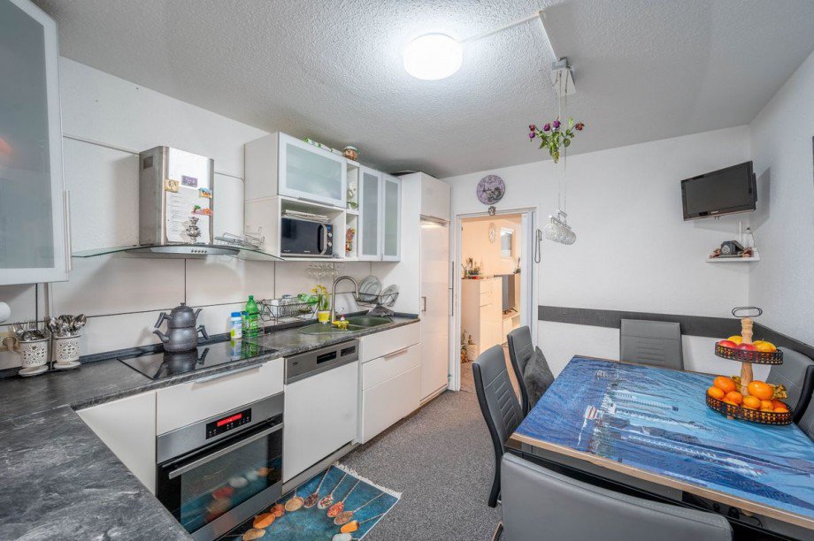 Moderne Einbauk�che Etagenwohnung Ludwigshafen am Rhein