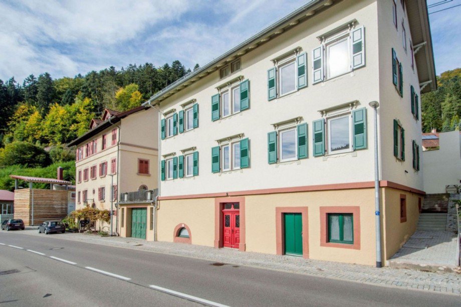 Hausansicht Nordost Etagenwohnung Calw