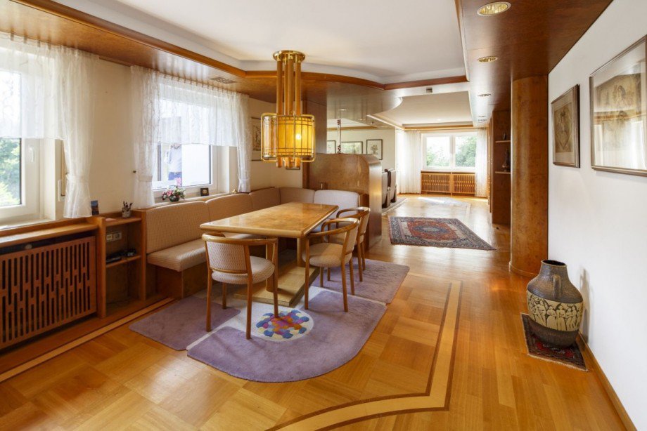 Offener Ess- und... Zweifamilienhaus Ostelsheim