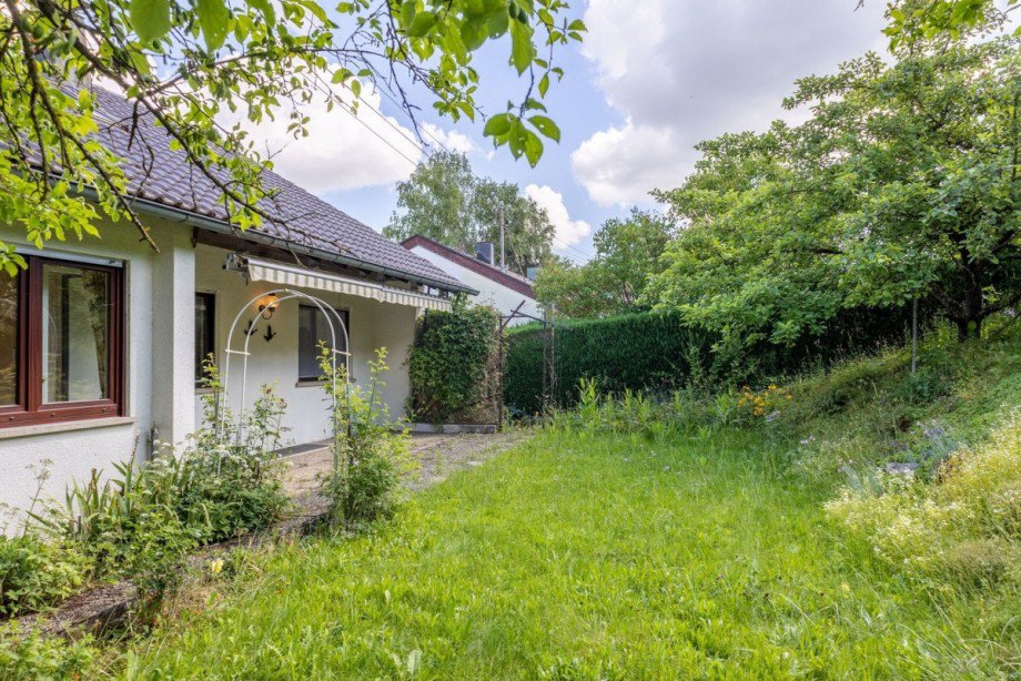 ...in S�dausrichtung Zweifamilienhaus Heimsheim