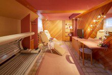 Gem�tlicher Ruheraum im UG... Zweifamilienhaus mit sch�nem Grundst�ck | Sauna | Garten | Terrassen | Doppelgarage