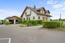 Hauptbild Gepflegte DHH | Einliegerwohnung | Terrasse | Balkon | Garage | Carport