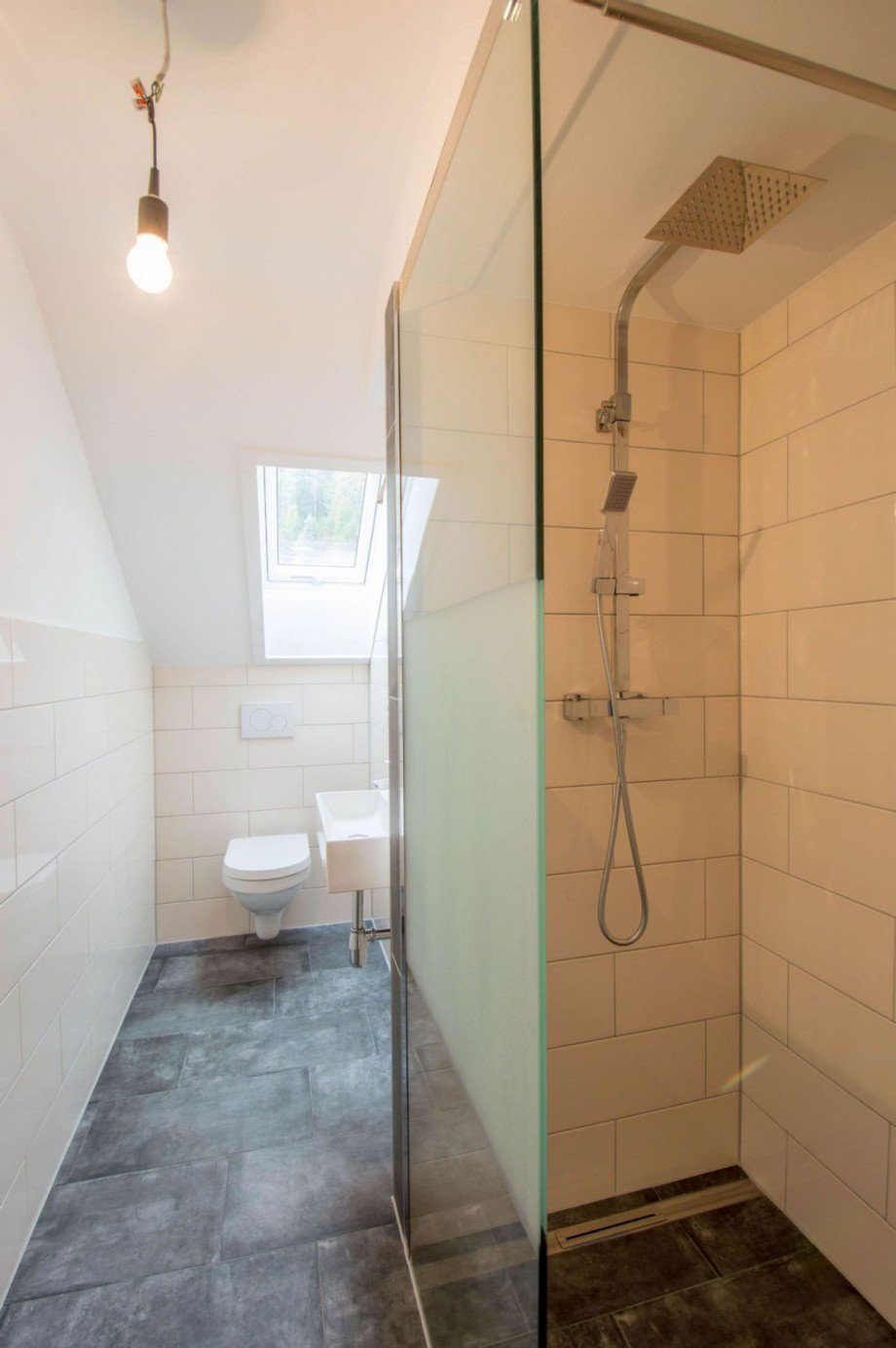 Kleines Tageslichtbad Etagenwohnung Calw