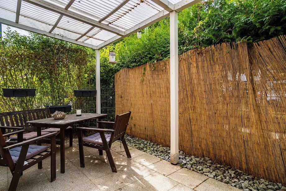 ...zur gem�tlichen Terrasse... Maisonettewohnung Magstadt
