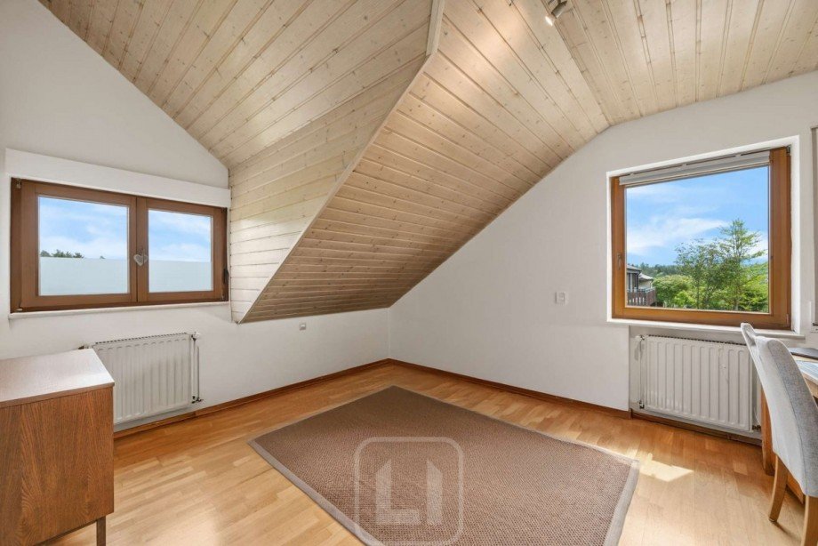 Schlafzimmer 3 Doppelhaush�lfte Althengstett