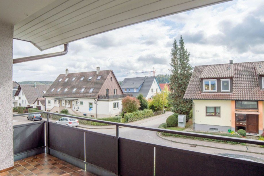 ...�berdachten... Etagenwohnung Nufringen