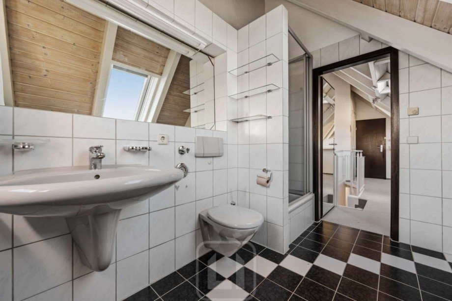 Blick in den Flur Maisonettewohnung Renningen