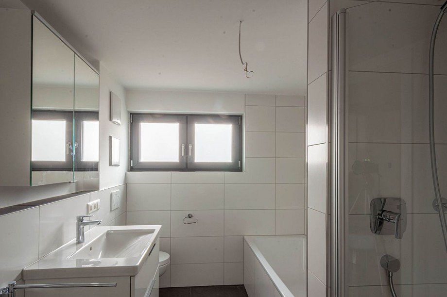 Tageslichtbadezimmer mit... Dachgeschosswohnung Althengstett