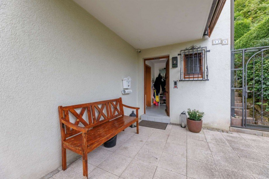 Eingangsbereich Haupthaus UG | Windfang Einfamilienhaus Calw