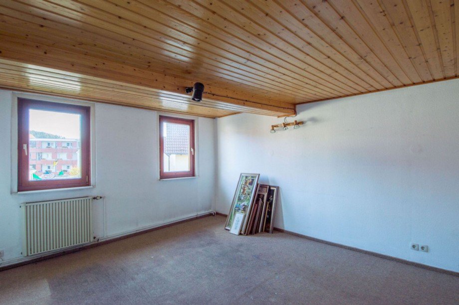 2 weitere Zimmer f�r die... Einfamilienhaus Althengstett