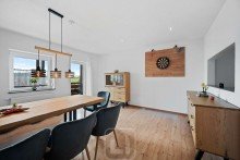 Esszimmer Ansicht 2 Modernisiertes Mehrgenerationenhaus mit ELW | 231 m� Wohnfl�che | 827 m� Grundst�ck