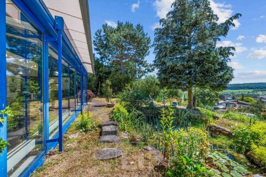 Idyllischer Gartenteich Einfamilienhaus Simmozheim