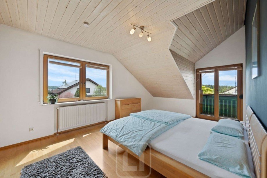 Schlafzimmer 2 Doppelhaush�lfte Althengstett