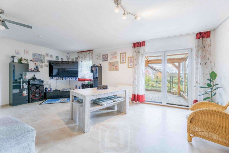 Ausgang zur Terrasse | Garten Einfamilienhaus Neuweiler