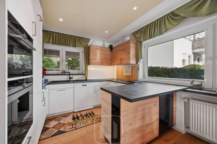 1. OG | Moderne Einbauk�che Mehrfamilienhaus Calw