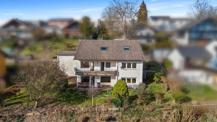 S�d-Ansicht Zweifamilienhaus Altensteig