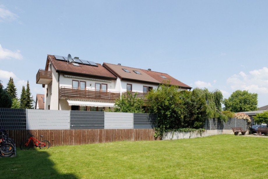 Hausansicht S�d-West Reihenmittelhaus G�rtringen