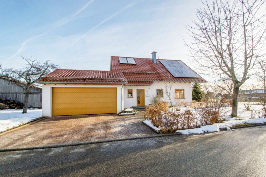 Zufahrt/Doppelgarage Einfamilienhaus Calw