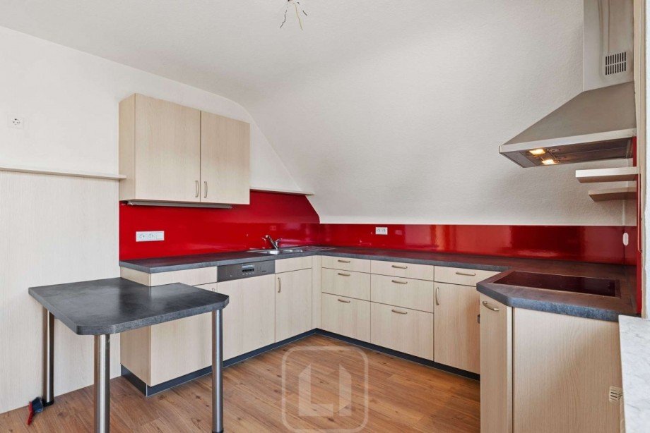 2. OG | Einbauk�che Mehrfamilienhaus Calw