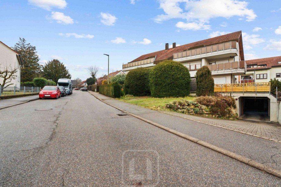 Einfahrt Tiefgarage Etagenwohnung Leonberg