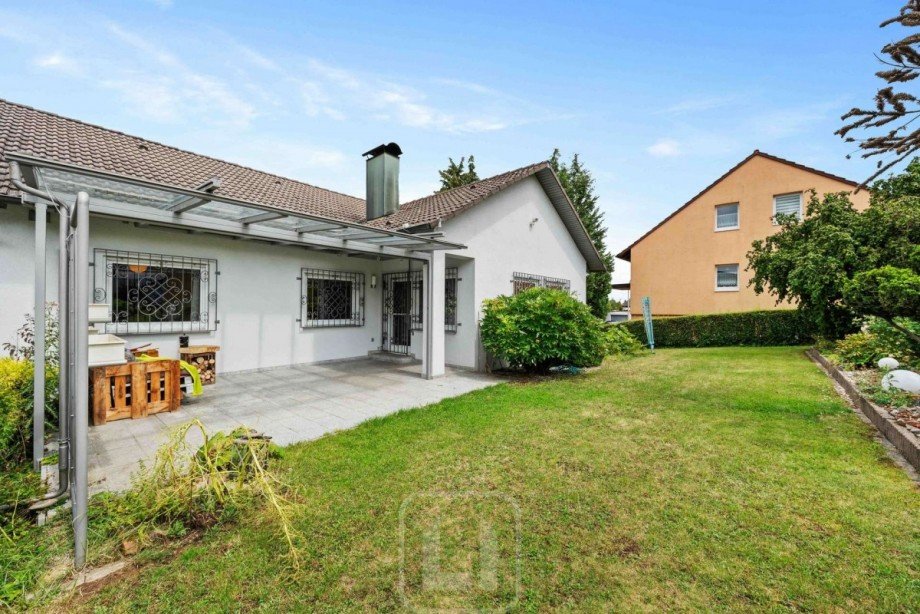 �berdachte Terrasse Einfamilienhaus Wiernsheim