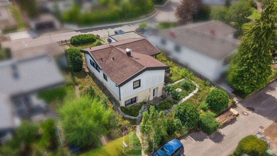 Gro�z�giges Grundst�ck Einfamilienhaus Wildberg