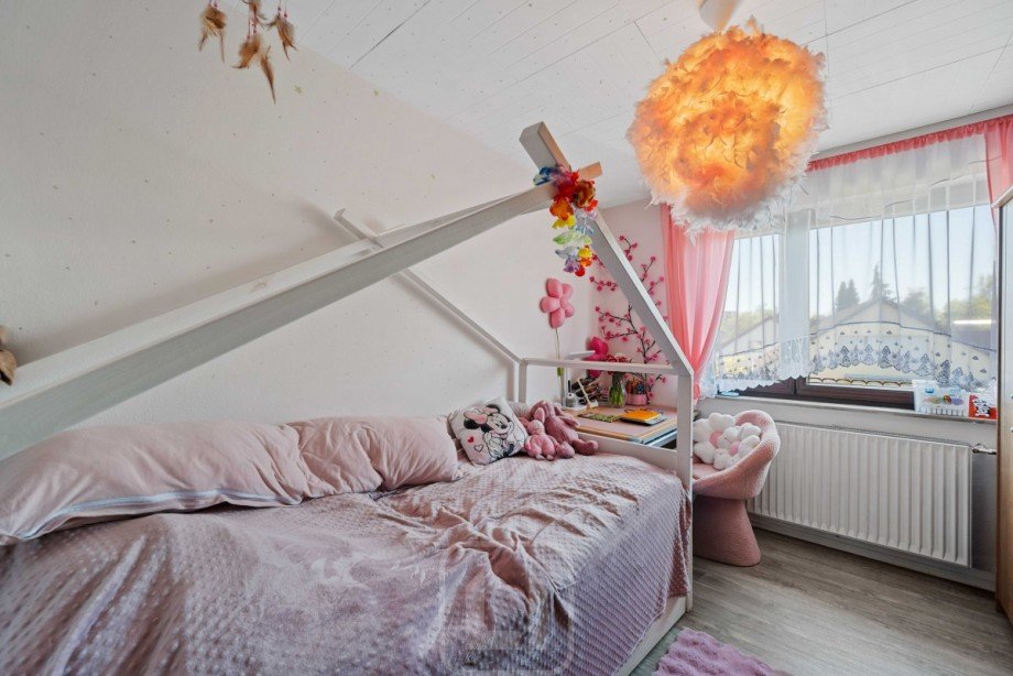 Kinderzimmer Reihenendhaus Herrenberg